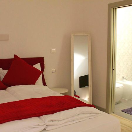 B&B Perbacco Relax Мецоломбардо Екстериор снимка