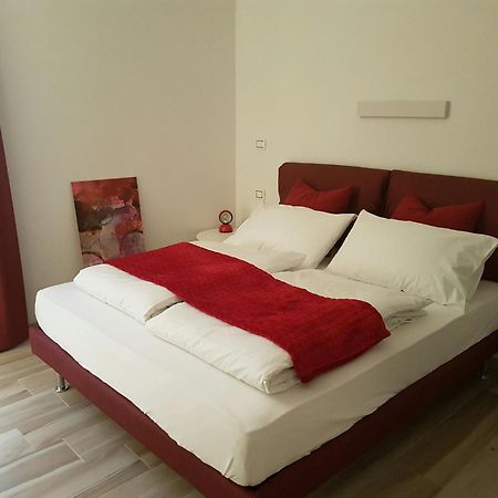 B&B Perbacco Relax Мецоломбардо Екстериор снимка