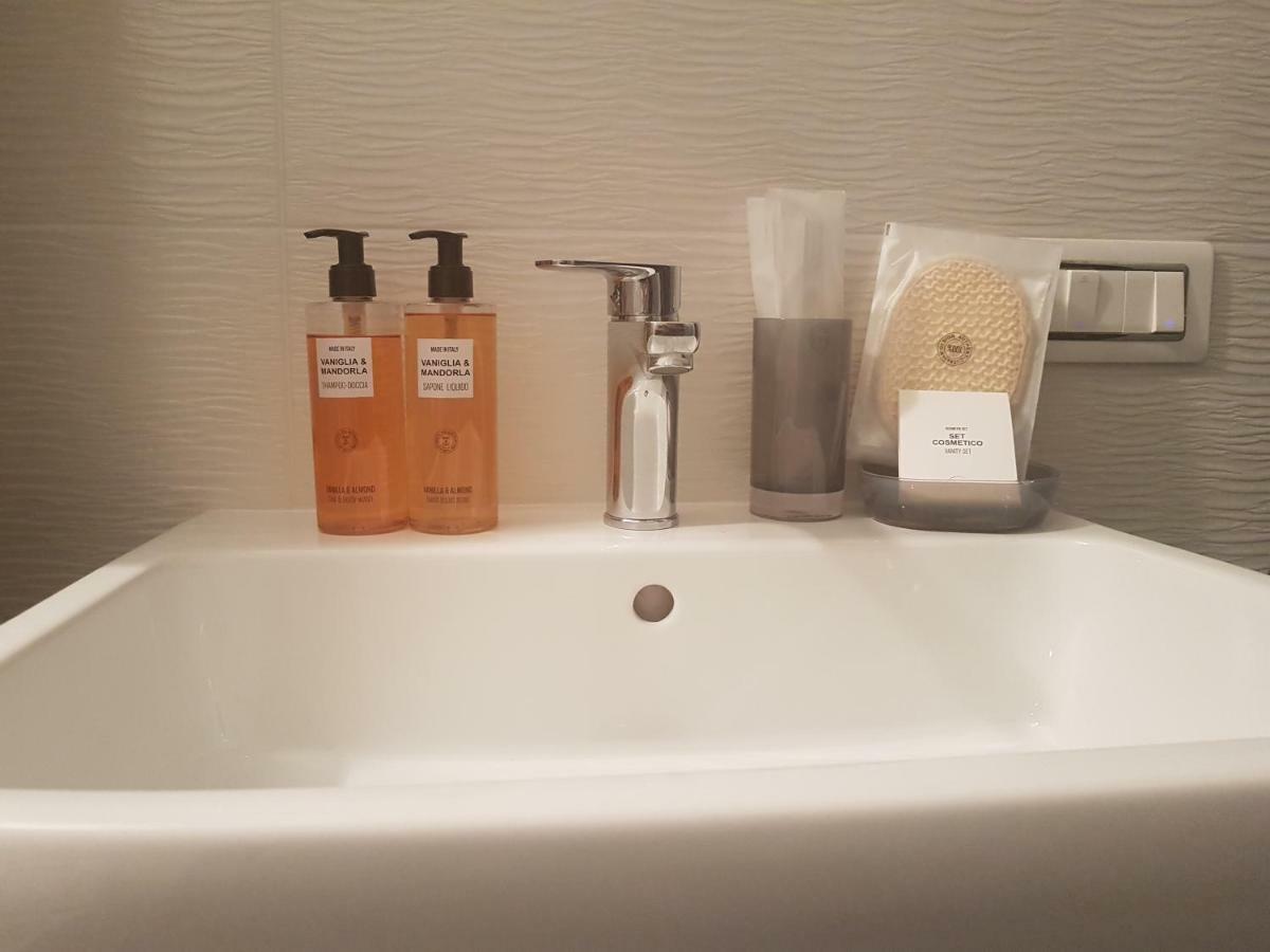 B&B Perbacco Relax Мецоломбардо Екстериор снимка
