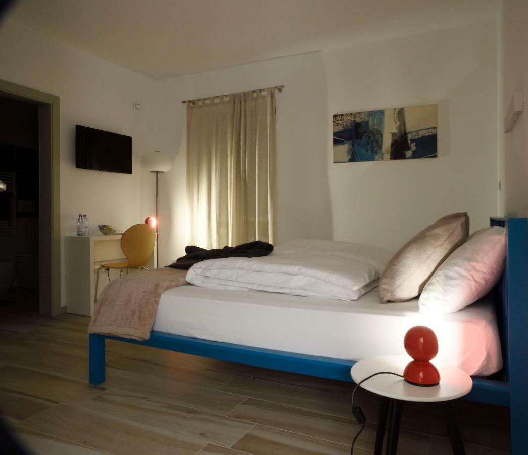 B&B Perbacco Relax Мецоломбардо Екстериор снимка